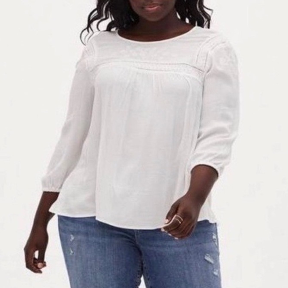 Torrid White Crinkle Gauze Embroidered Top